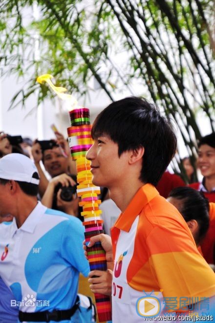 陈楚生运动会形象大使 陈楚生高清写真_陈楚生高清剧照