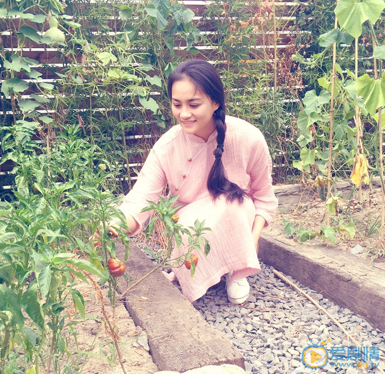覃文静生活照 覃文静高清写真_覃文静高清剧照
