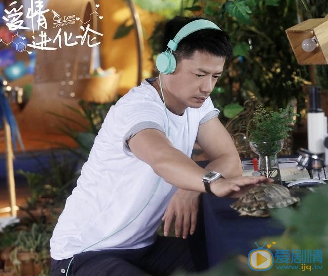 段奕宏《爱情进化论》剧照 段奕宏高清写真_段奕宏高清剧照