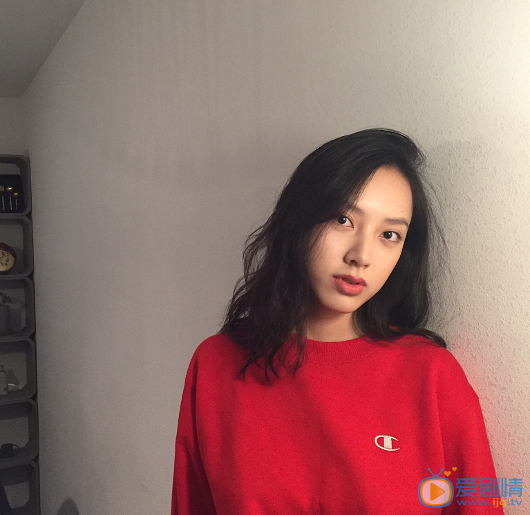 孙嘉灵生活照 孙嘉灵高清写真_孙嘉灵高清剧照