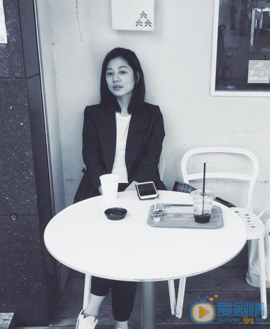 王真儿旅游街拍 王真儿高清写真_王真儿高清剧照