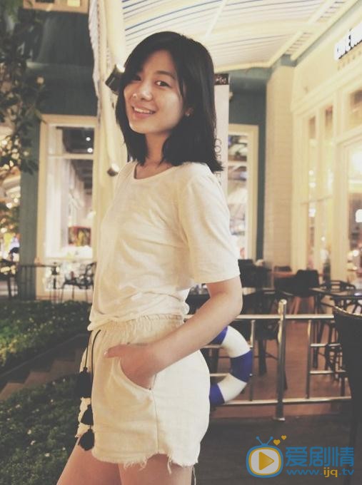 王真儿旅游街拍 王真儿高清写真_王真儿高清剧照