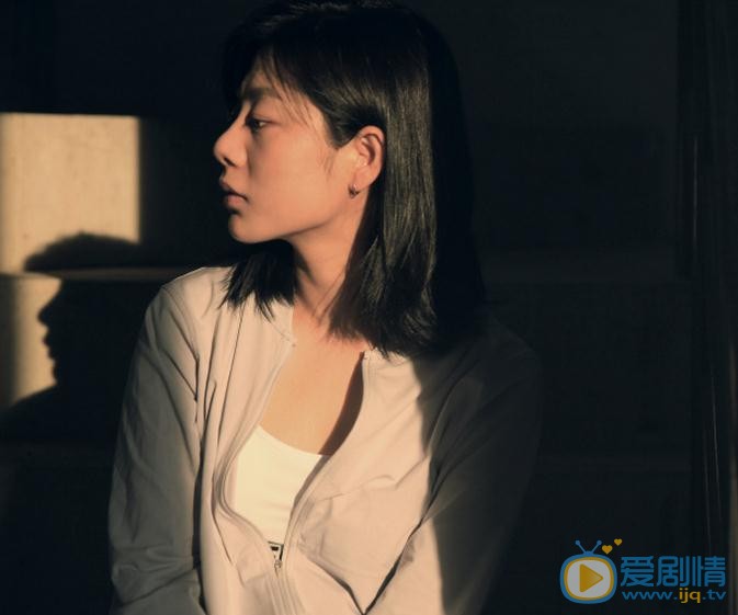 王真儿旅游街拍 王真儿高清写真_王真儿高清剧照