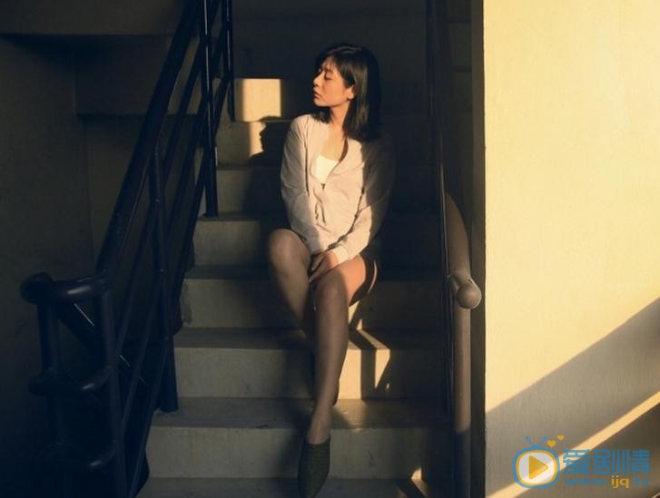 王真儿旅游街拍 王真儿高清写真_王真儿高清剧照