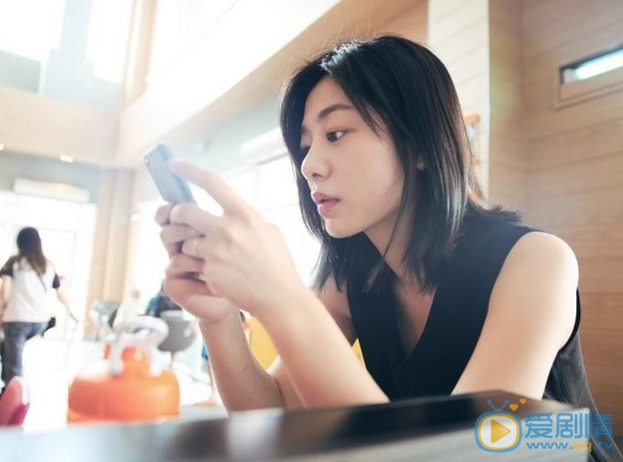 王真儿旅游街拍 王真儿高清写真_王真儿高清剧照