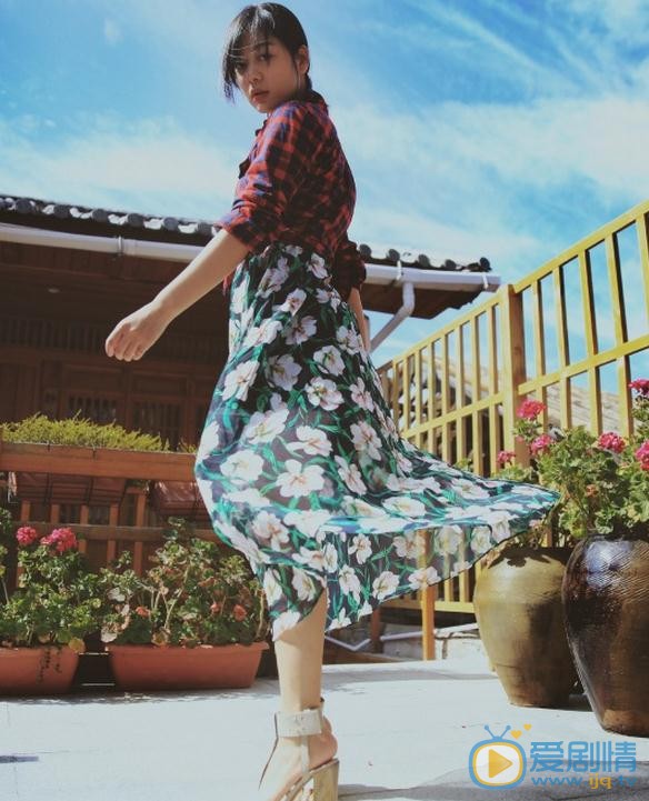 王真儿旅游街拍 王真儿高清写真_王真儿高清剧照