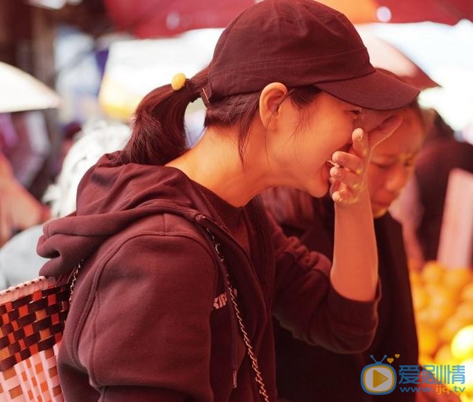 王真儿旅游街拍 王真儿高清写真_王真儿高清剧照