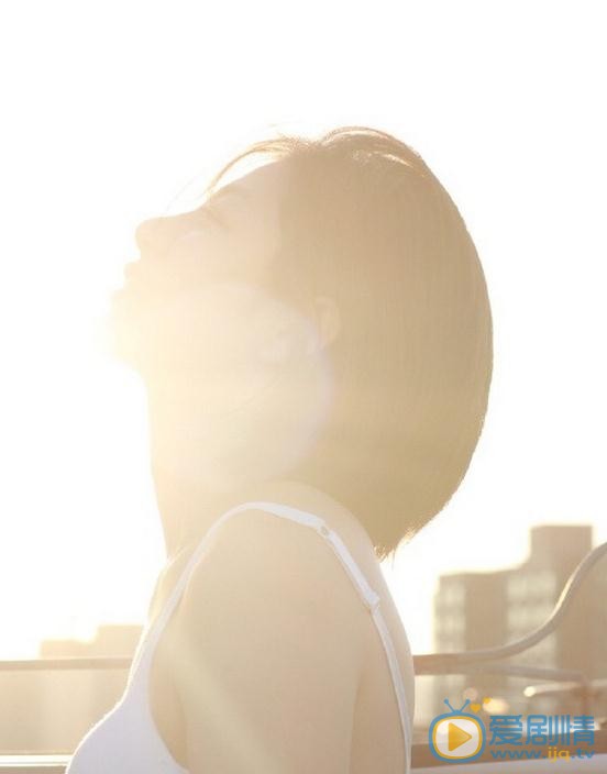 王真儿旅游街拍 王真儿高清写真_王真儿高清剧照