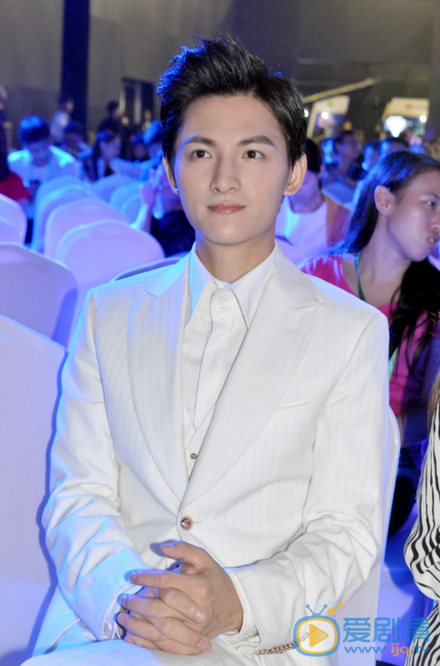 李昶活动照 李昶高清写真_李昶高清剧照