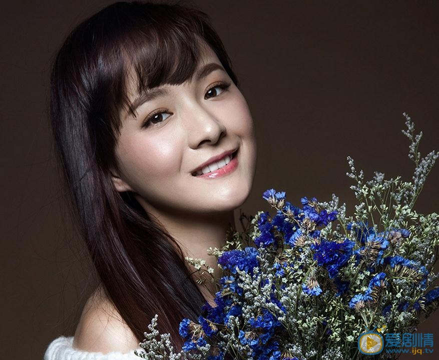 李依伊气质写真 李依伊高清写真_李依伊高清剧照