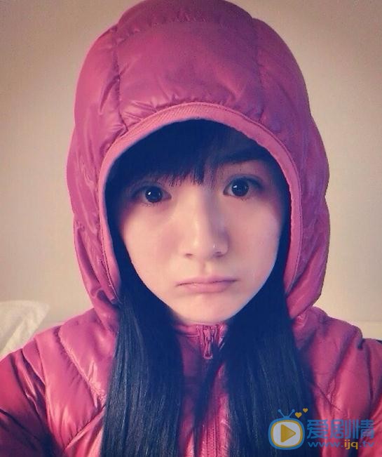 李依伊生活照 李依伊高清写真_李依伊高清剧照