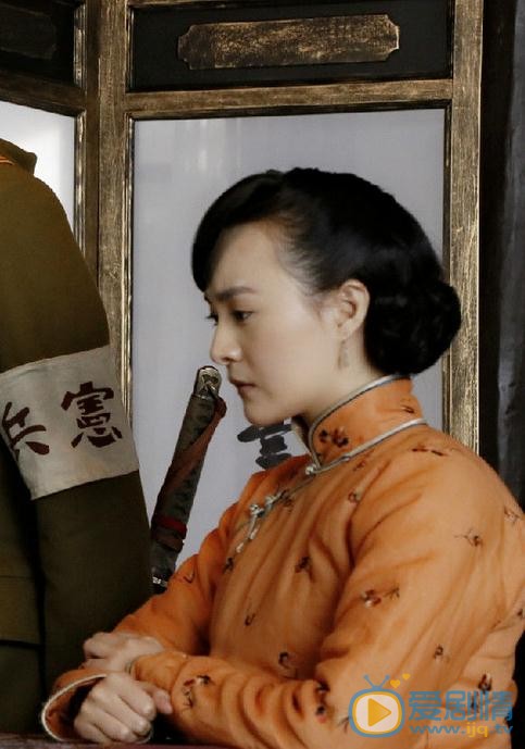 李依伊《二炮手》剧照 李依伊高清写真_李依伊高清剧照