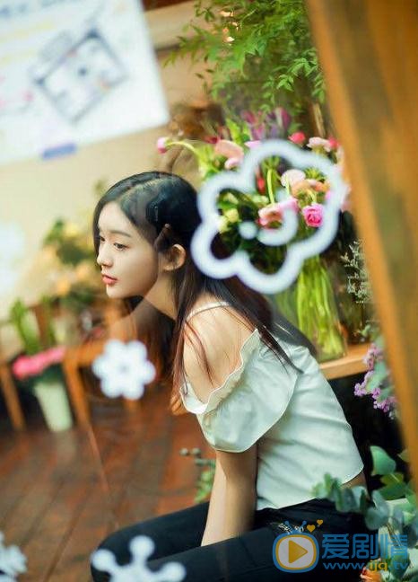 郭小炜街拍写真 郭小炜高清写真_郭小炜高清剧照