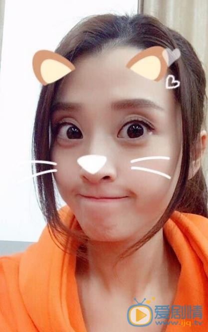 李若嘉可爱萌照 李若嘉高清写真_李若嘉高清剧照