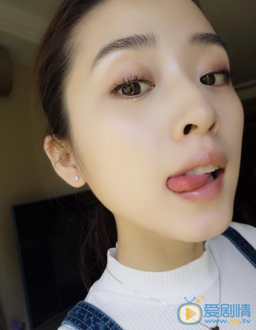 李若嘉可爱萌照 李若嘉高清写真_李若嘉高清剧照