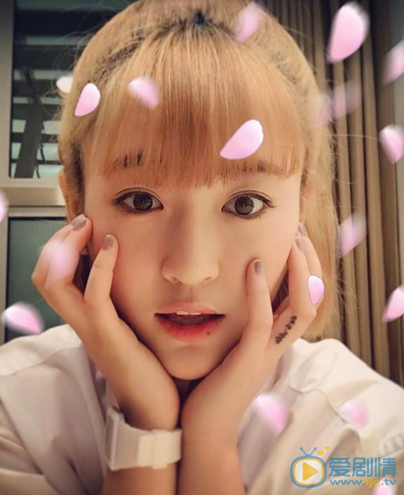 马心怡生活照 马心怡高清写真_马心怡高清剧照