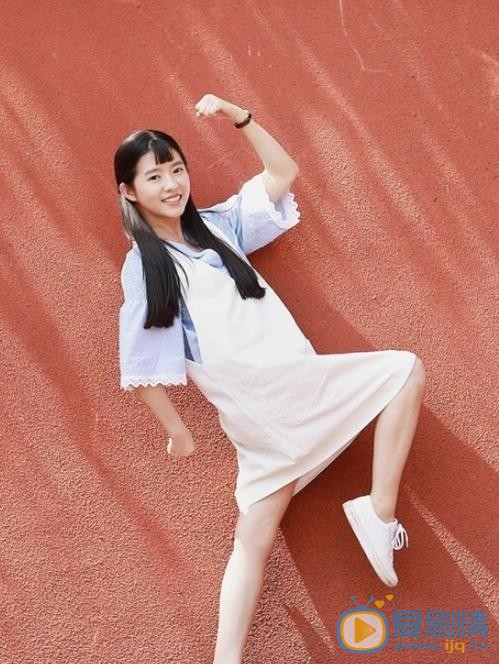 何蓝逗街头写真 何蓝逗高清写真_何蓝逗高清剧照