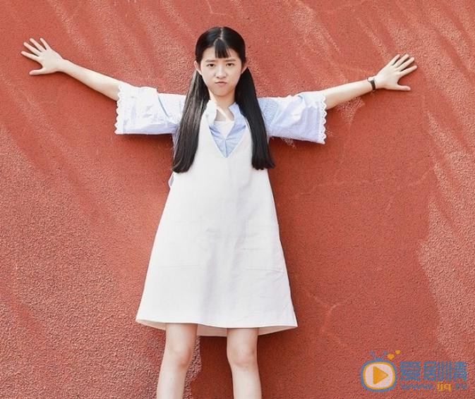 何蓝逗街头写真 何蓝逗高清写真_何蓝逗高清剧照