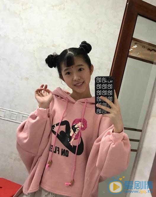 何蓝逗生活照 何蓝逗高清写真_何蓝逗高清剧照