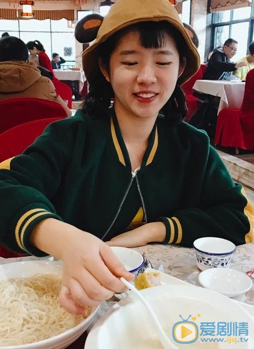 何蓝逗生活照 何蓝逗高清写真_何蓝逗高清剧照