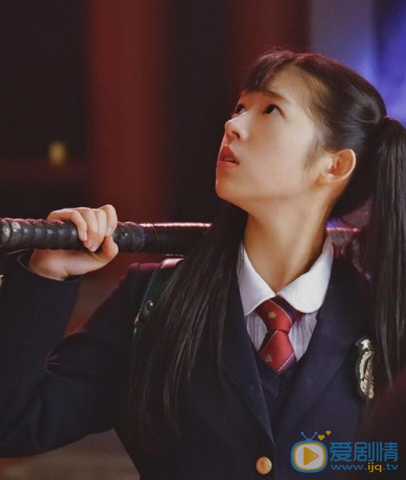 何蓝逗《少女黑道》剧照 何蓝逗高清写真_何蓝逗高清剧照
