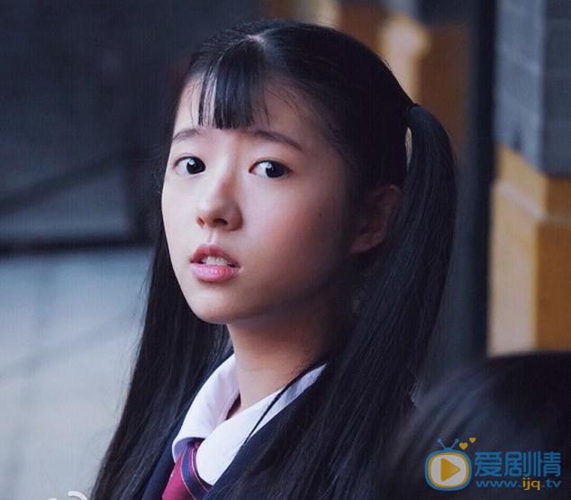 何蓝逗《少女黑道》剧照 何蓝逗高清写真_何蓝逗高清剧照