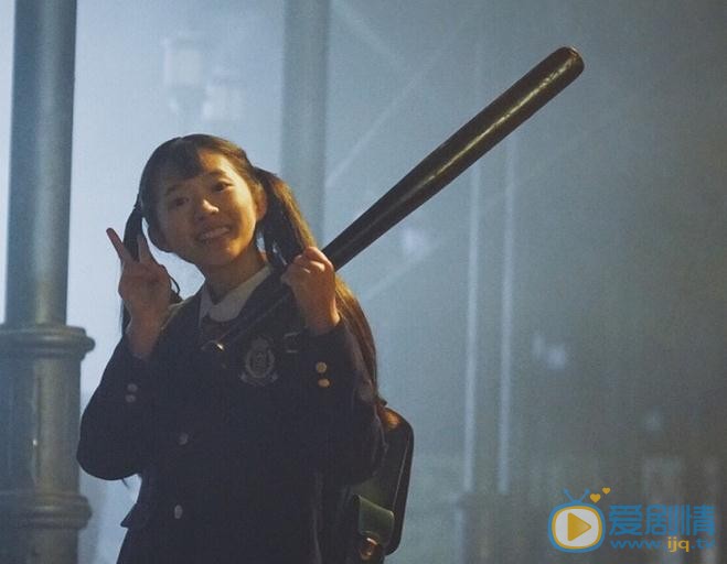 何蓝逗《少女黑道》剧照 何蓝逗高清写真_何蓝逗高清剧照