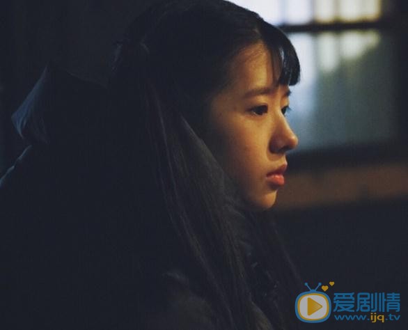 何蓝逗《少女黑道》剧照 何蓝逗高清写真_何蓝逗高清剧照