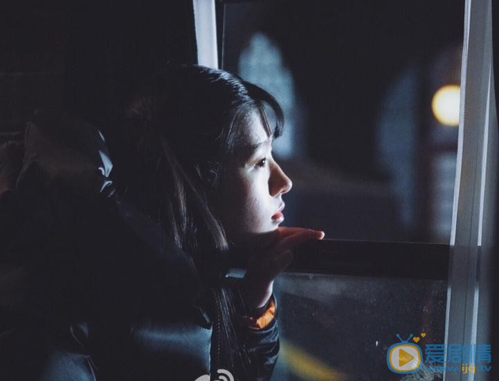 何蓝逗《少女黑道》剧照 何蓝逗高清写真_何蓝逗高清剧照