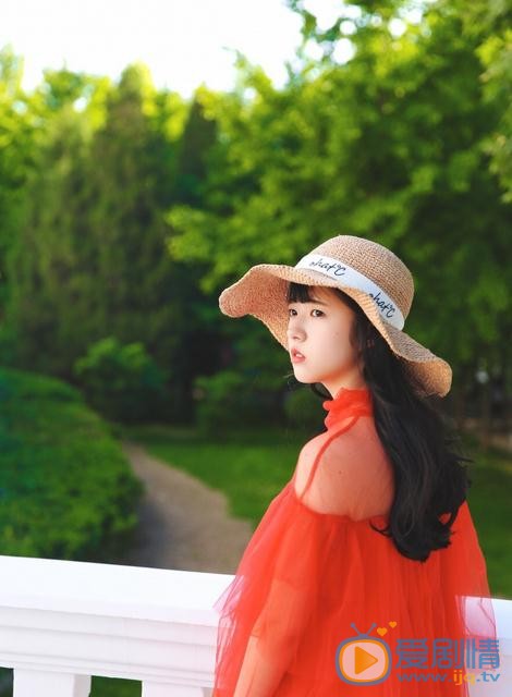 何蓝逗花季写真 何蓝逗高清写真_何蓝逗高清剧照
