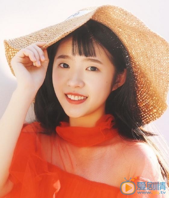 何蓝逗花季写真 何蓝逗高清写真_何蓝逗高清剧照