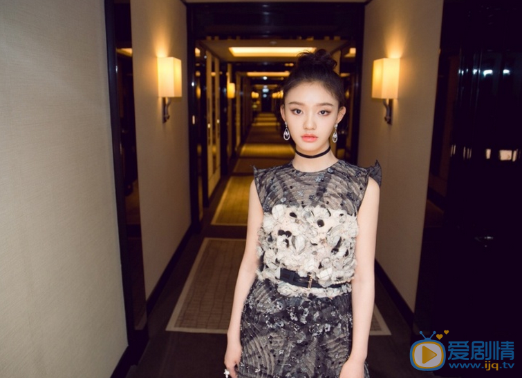 林允红毯秀 林允高清写真_林允高清剧照