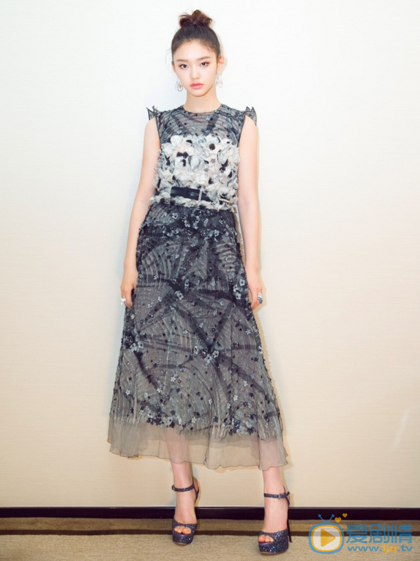 林允红毯秀 林允高清写真_林允高清剧照