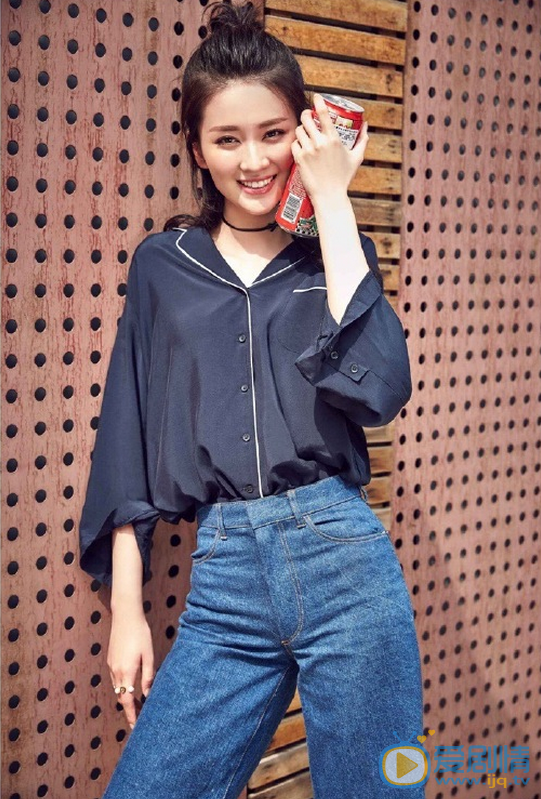 乔欣时尚街拍 乔欣高清写真_乔欣高清剧照