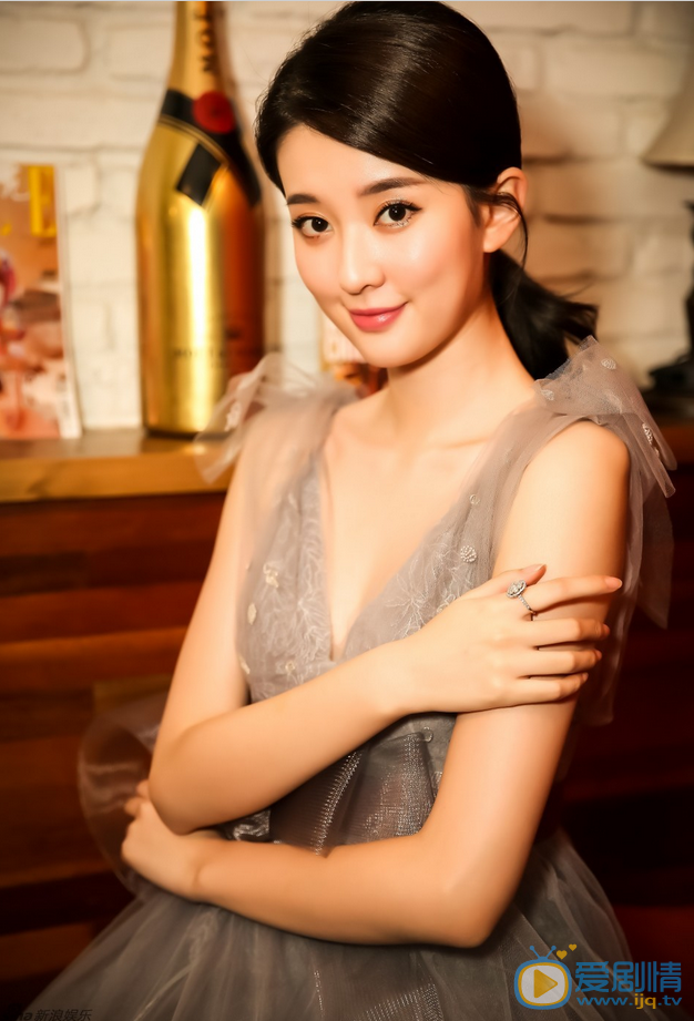 乔欣颁奖活动照 乔欣高清写真_乔欣高清剧照