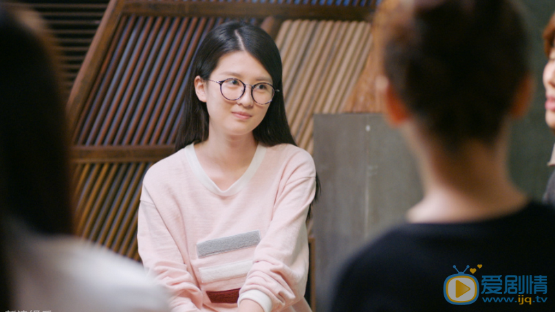 乔欣《欢乐颂》剧照 乔欣高清写真_乔欣高清剧照