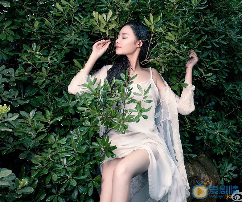 王靓雅性感写真 王靓雅高清写真_王靓雅高清剧照