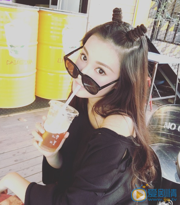 王靓雅私密生活照 王靓雅高清写真_王靓雅高清剧照