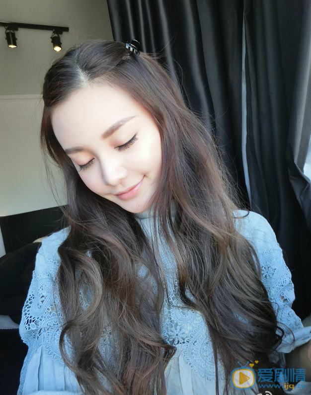 王靓雅私密生活照 王靓雅高清写真_王靓雅高清剧照