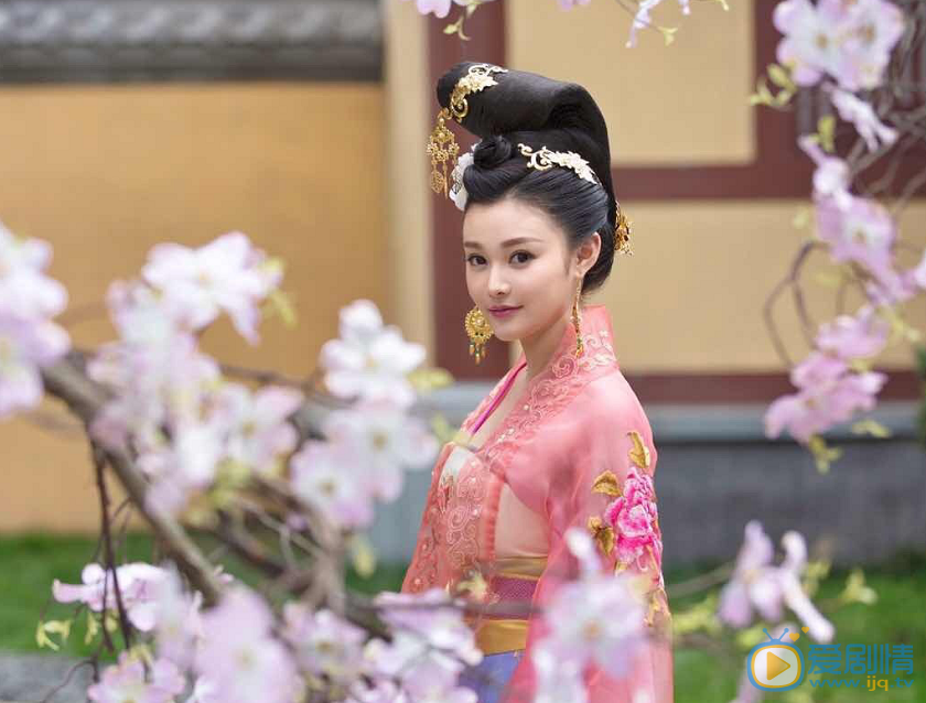 王靓雅剧照 王靓雅高清写真_王靓雅高清剧照