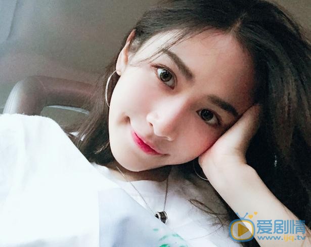 刘美彤生活照 刘美彤高清写真_刘美彤高清剧照