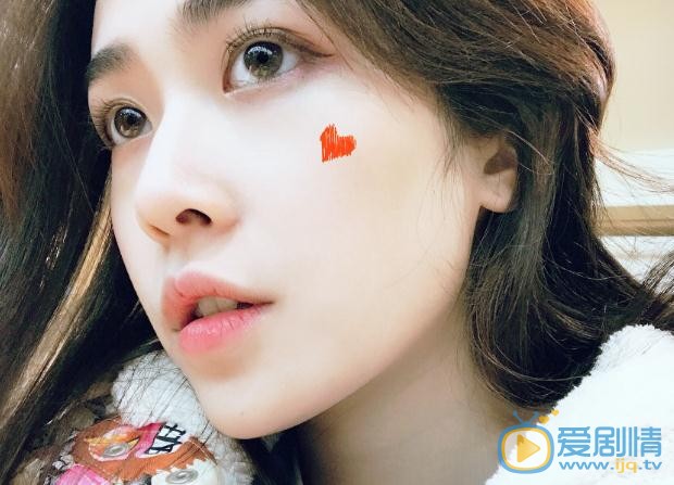 刘美彤生活照 刘美彤高清写真_刘美彤高清剧照