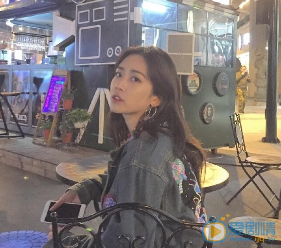 刘美彤生活照 刘美彤高清写真_刘美彤高清剧照