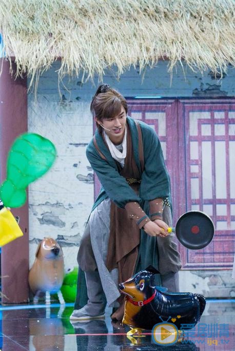 杨旭文《王牌对王牌》综艺照 杨旭文高清写真_杨旭文高清剧照