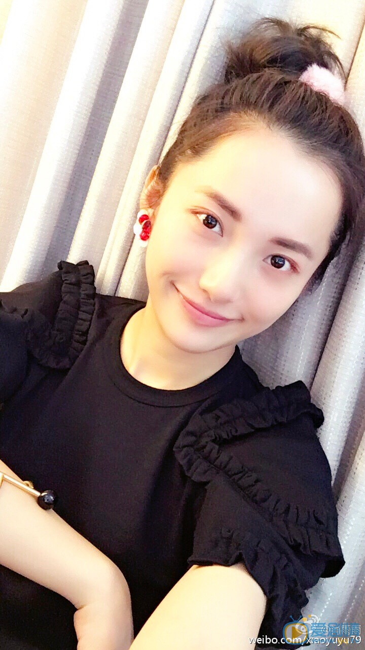 职场是个技术活沈志泽女友小雨扮演者肖雨雨照片欣赏
