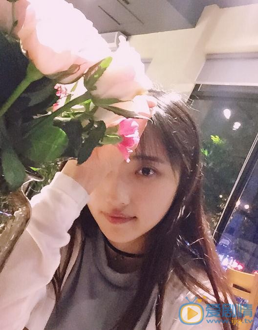 许梦圆生活照 许梦圆高清写真_许梦圆高清剧照