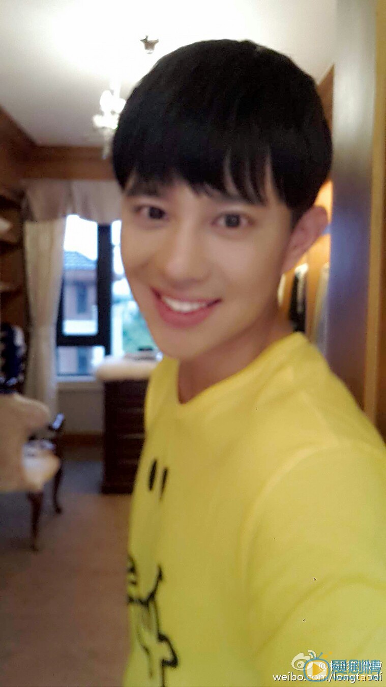 杨彤生活照 杨彤高清写真_杨彤高清剧照