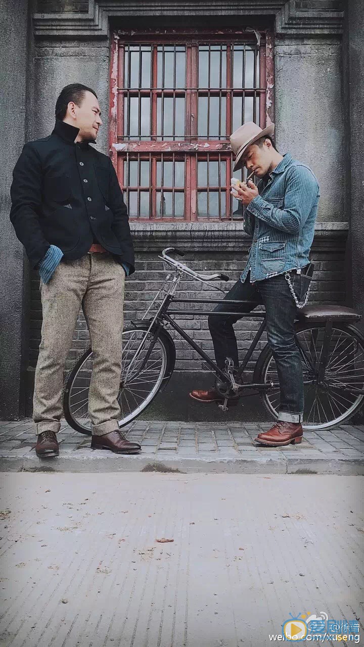 徐僧酷帅街头写真 徐僧高清写真_徐僧高清剧照
