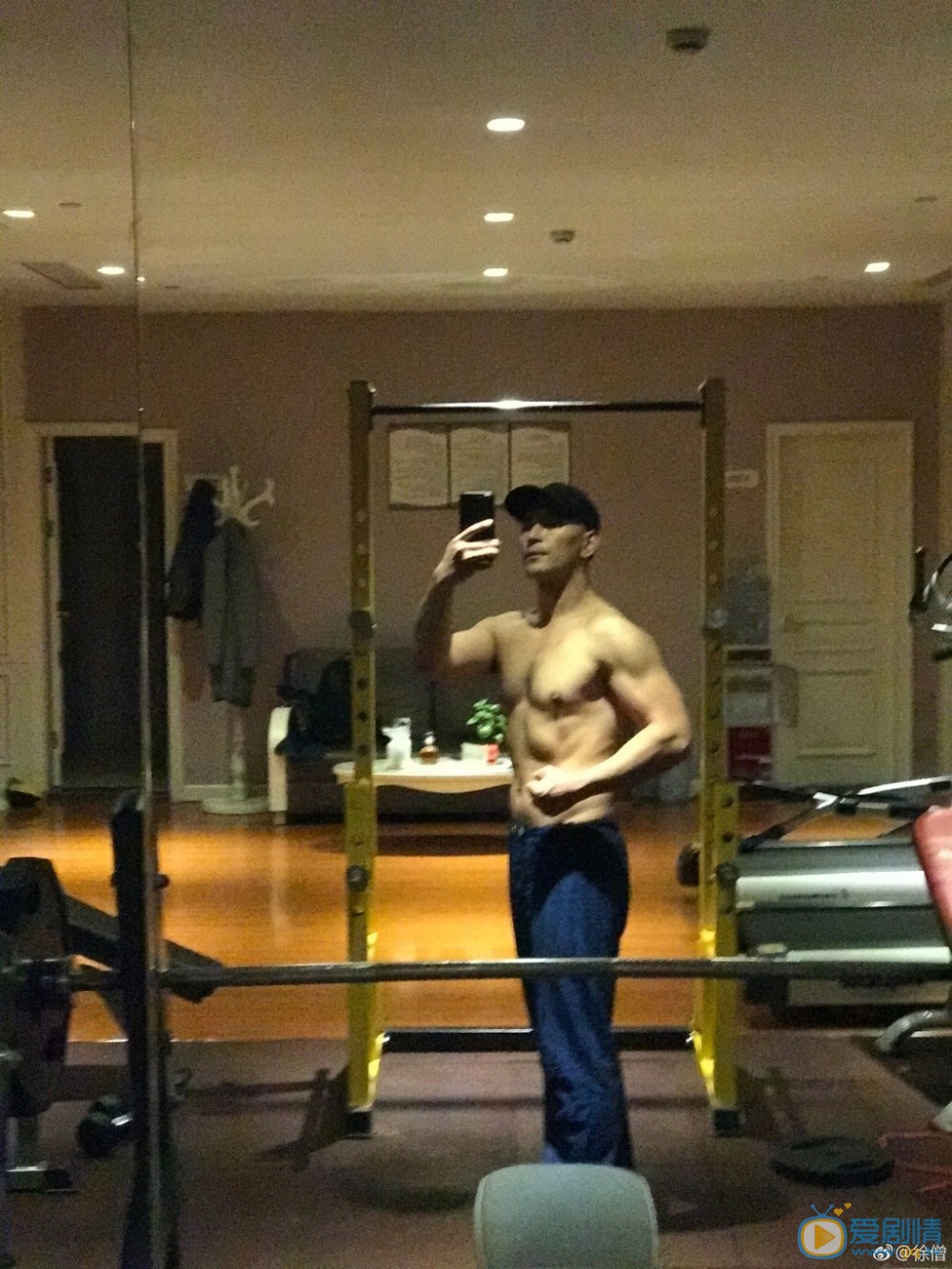 徐僧健身照 徐僧高清写真_徐僧高清剧照