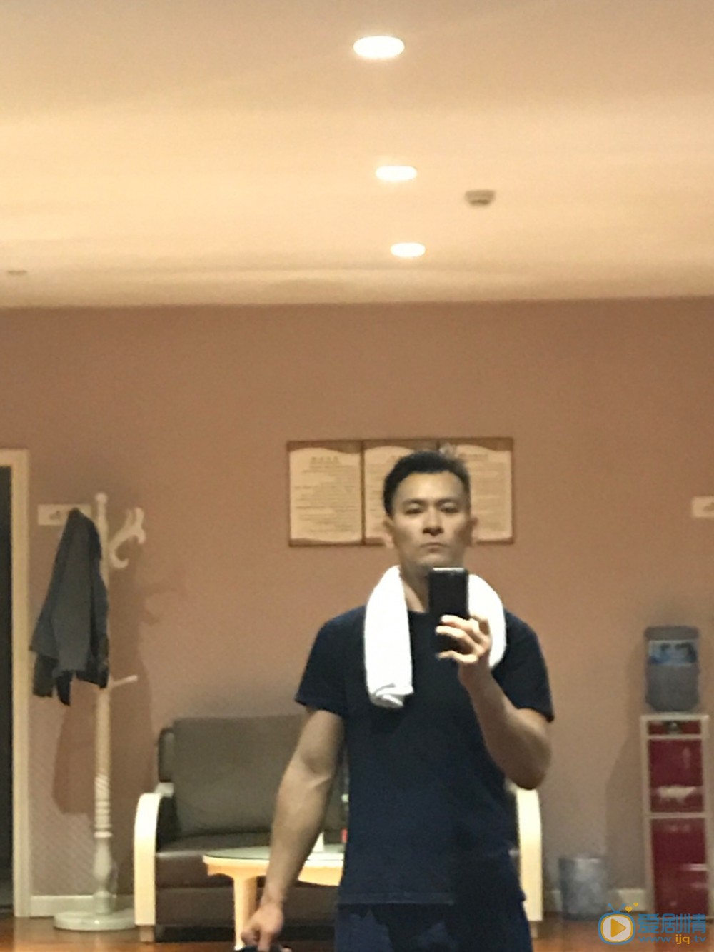 徐僧健身照 徐僧高清写真_徐僧高清剧照